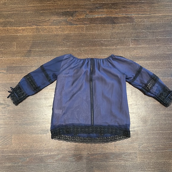 Dark blue and black blouse - Picture 2 of 2